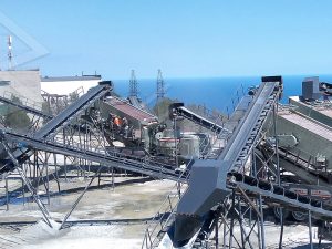 La guía definitiva para comprar trituradoras móviles: Cómo elegir el equipo adecuado para las necesidades de su proyecto